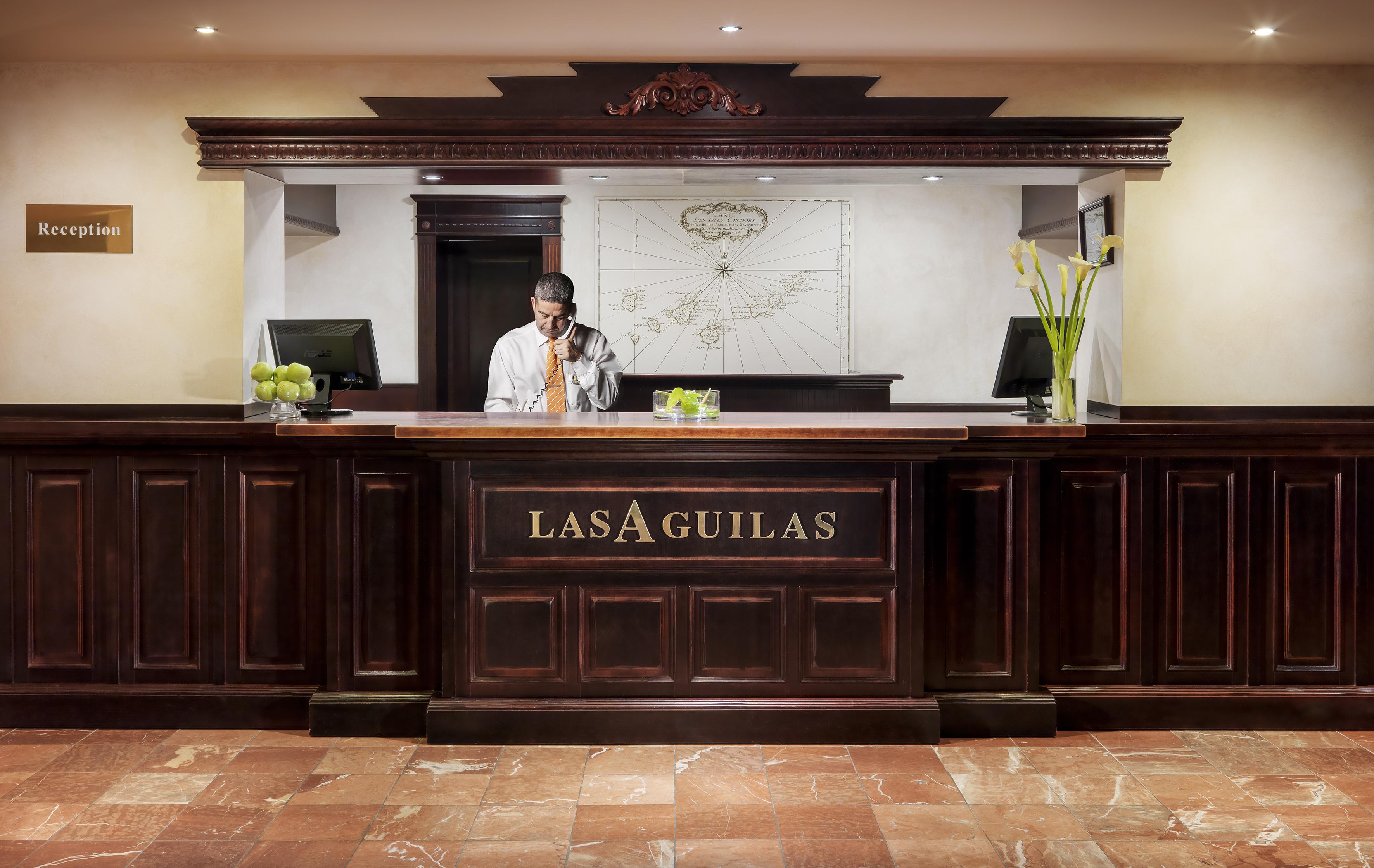 ホテル ラス アギラス プエルト・デ・ラ・クルス エクステリア 写真